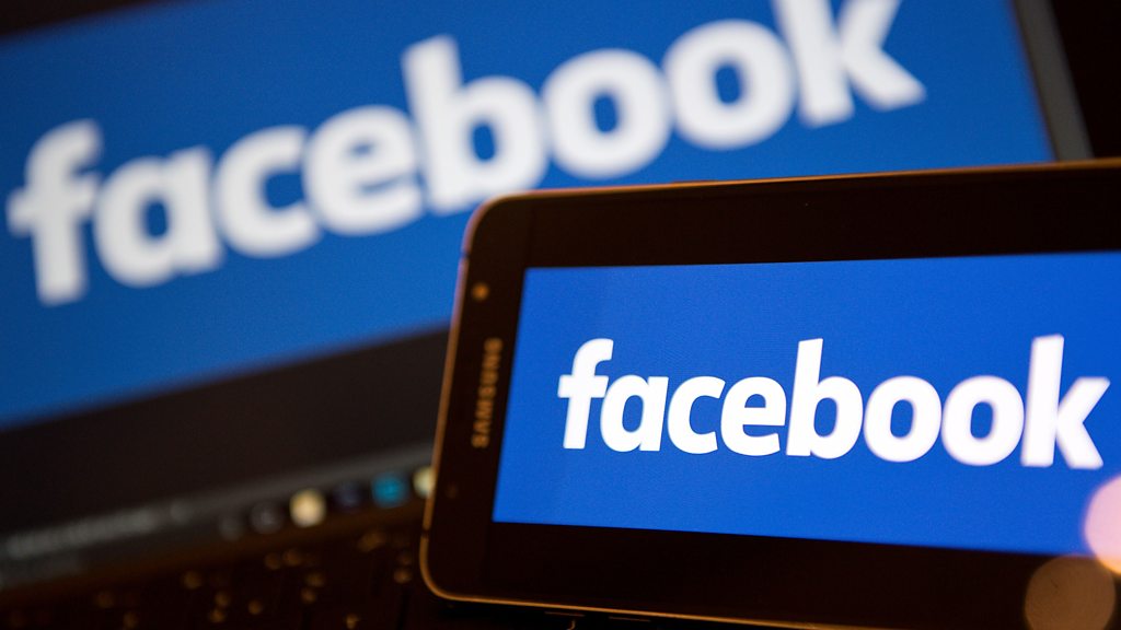 p05lk4c7.jpg Russia posts ‘reached 126m Facebook users’
