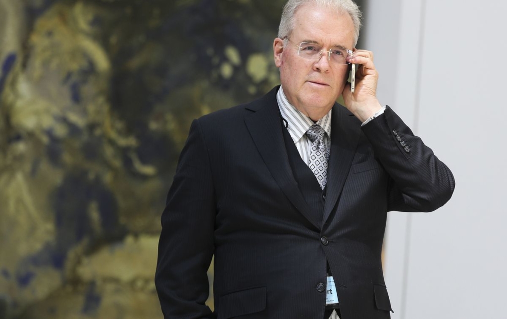 RenTech’s Robert Mercer to Exit as Co-CEO, Sell Breitbart Stake