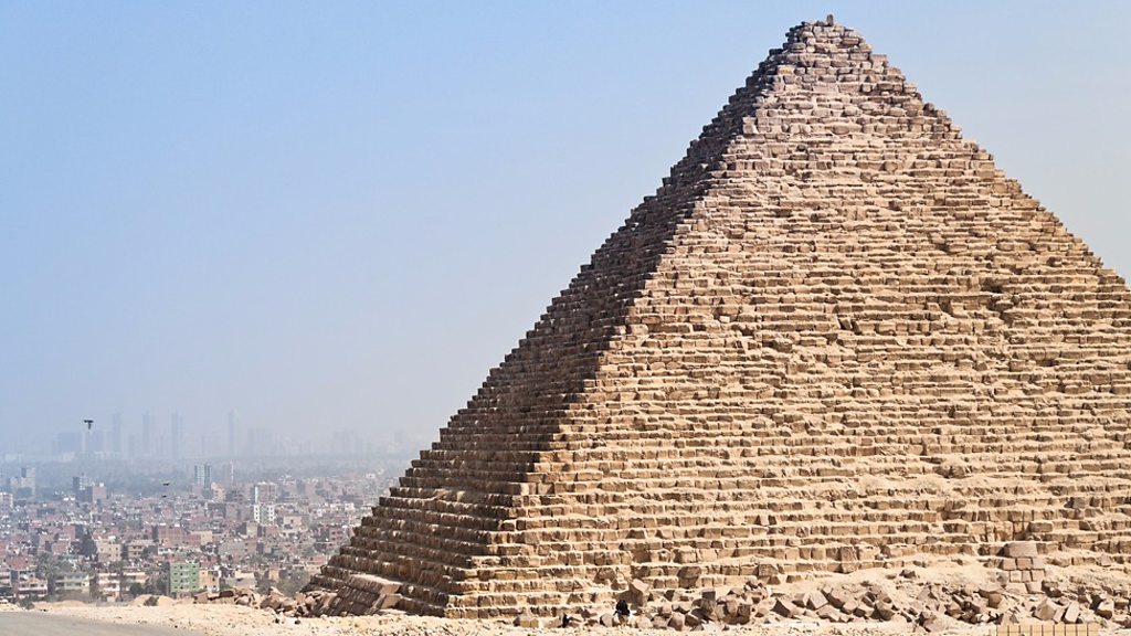 p05lv4qn.jpg ‘Big void’ identified in Great Pyramid