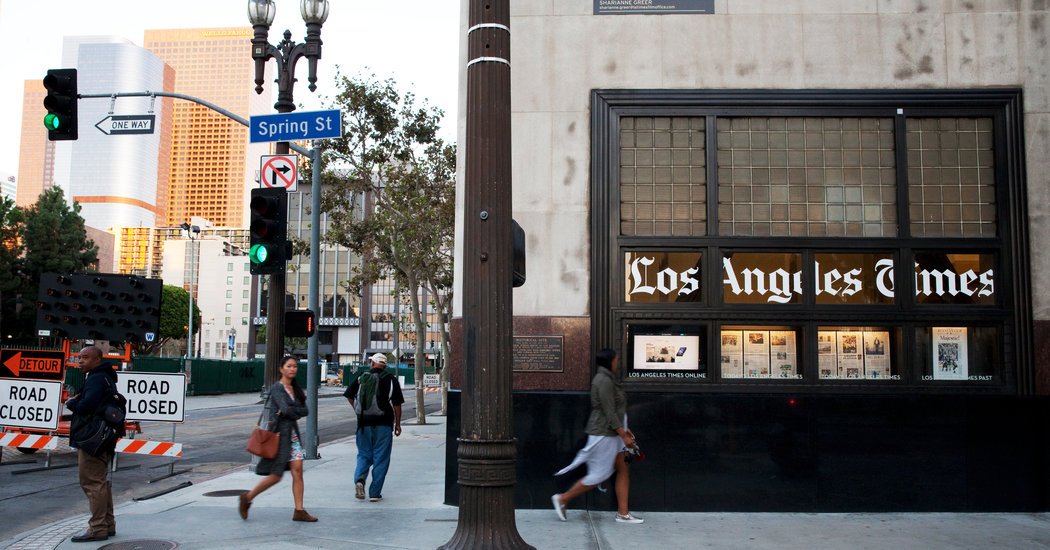 08DISNEY1-facebookJumbo.jpg Disney Ends Ban on Los Angeles Times Amid Fierce Backlash