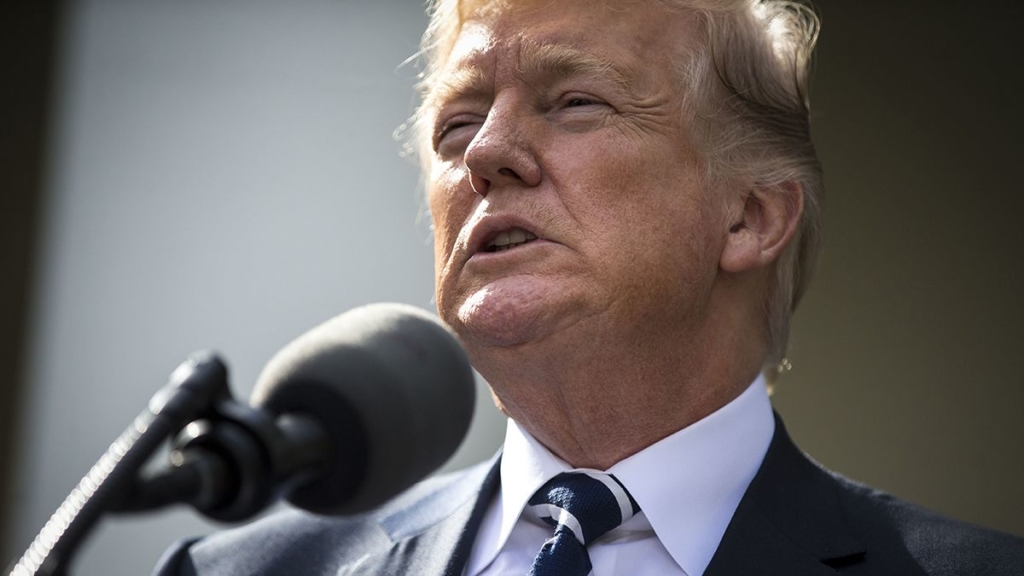 Trump to Pay His Own Legal Bills, Set Up Fund to Cover Staff