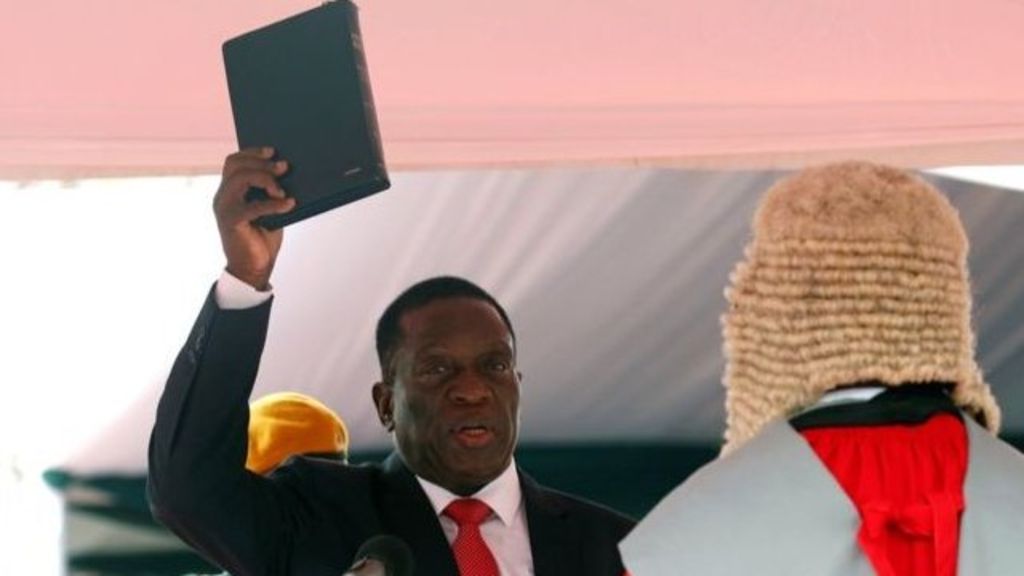 98889934_mediaitem98889933.jpg New Zimbabwe president sworn in