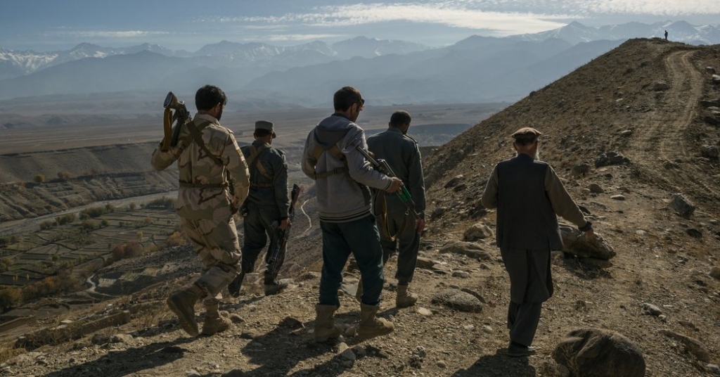 In Tangled Afghan War, a Thin Line of Defense Against ISIS
