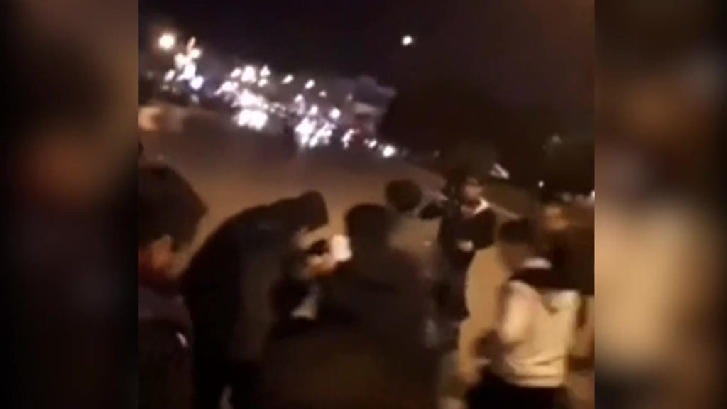 Two more Iranians die as protests go on