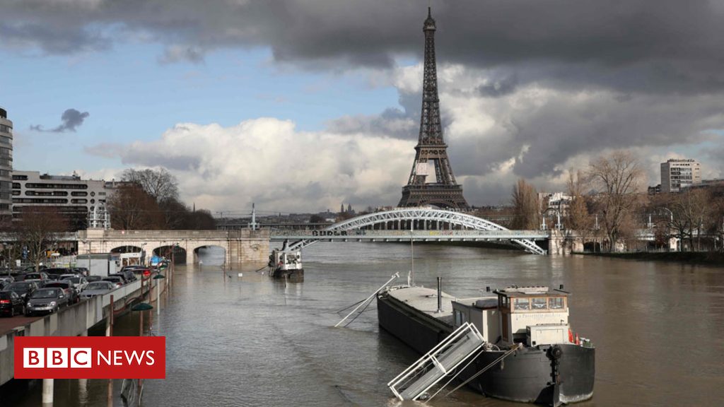 Paris braced as Seine surges higher