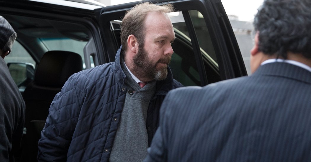 21dc-gateshfo-facebookJumbo.jpg Rick Gates, Trump Campaign Aide, to Plead Guilty in Mueller Inquiry and Cooperate