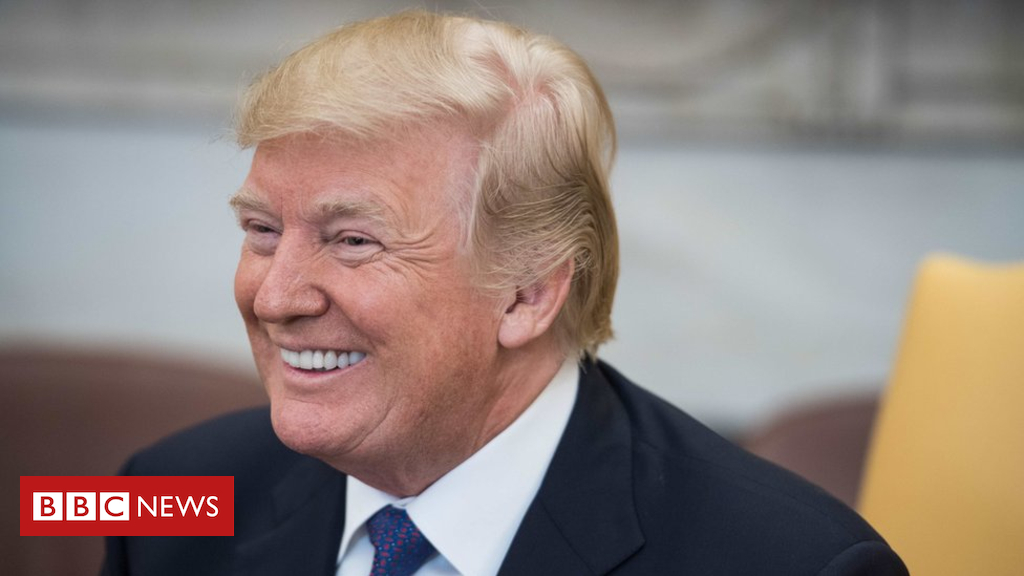 100267859_gettyimages-905673956.jpg Trump skewers aides in joke-filled speech