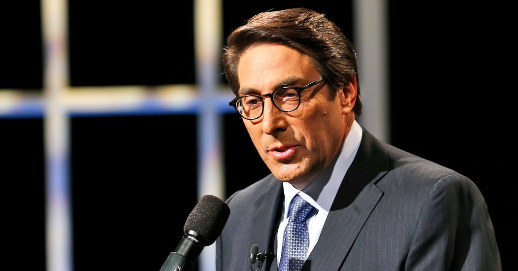 26legal_dc-facebookJumbo.jpg At a Crucial Juncture, Trump’s Legal Defense Is Largely a One-Man Operation