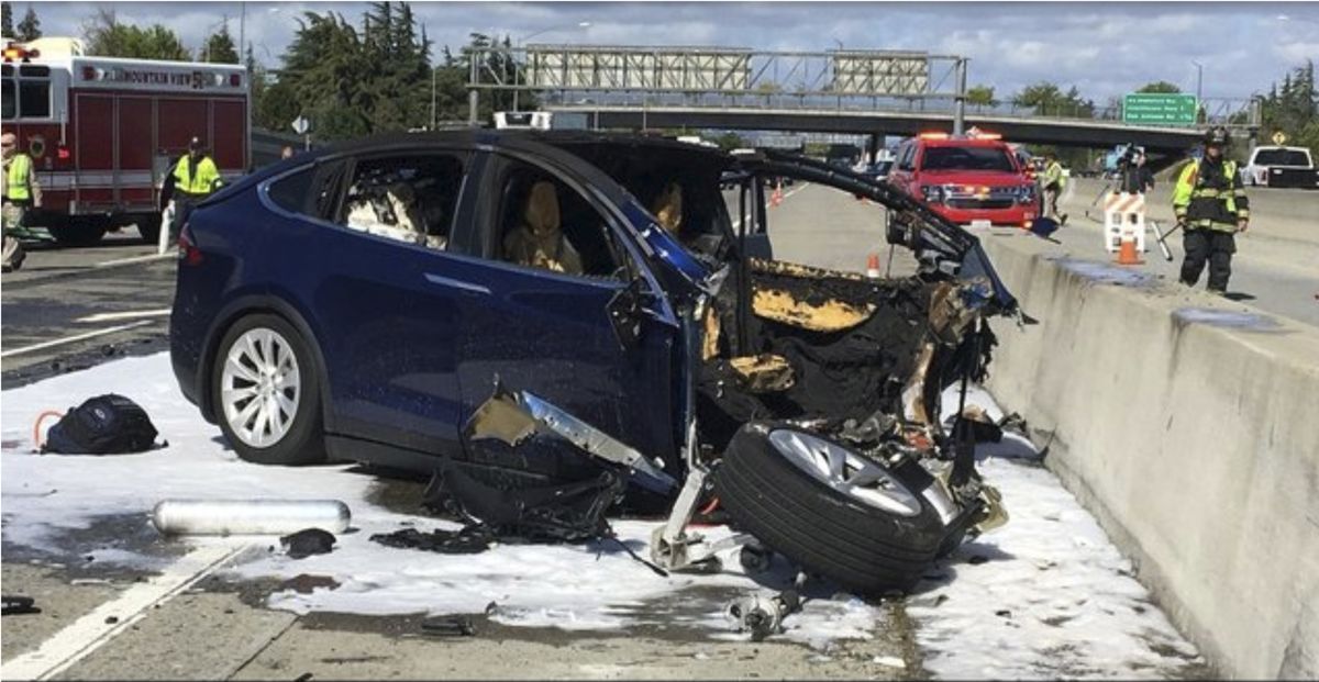 1200x621.jpg Tesla Says Driver’s Hands Weren’t on Wheel at Time of Accident