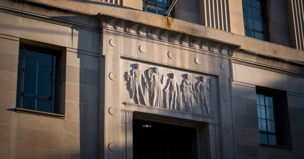 At the Justice Dept.’s Death Penalty Unit, Accusations of Favoritism, Gender Bias and Unwanted Groping