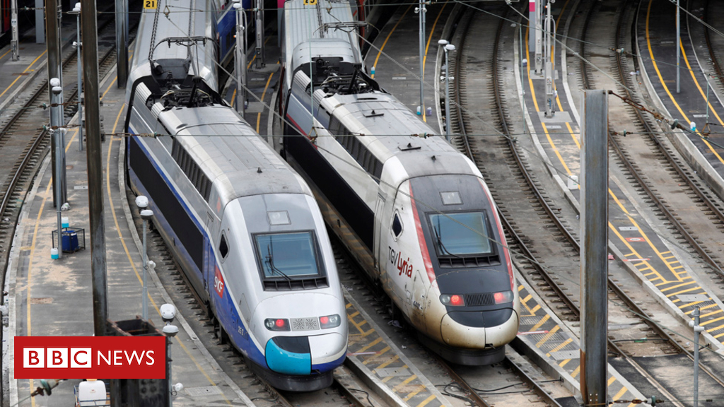 French rail strike set to test Macron