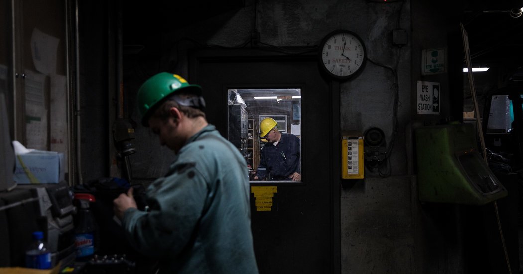 Jobless Rate Looks Like Old Times, but the Economy Doesn’t Jobless Rate Looks Like Old Times, but the Economy Doesn’t