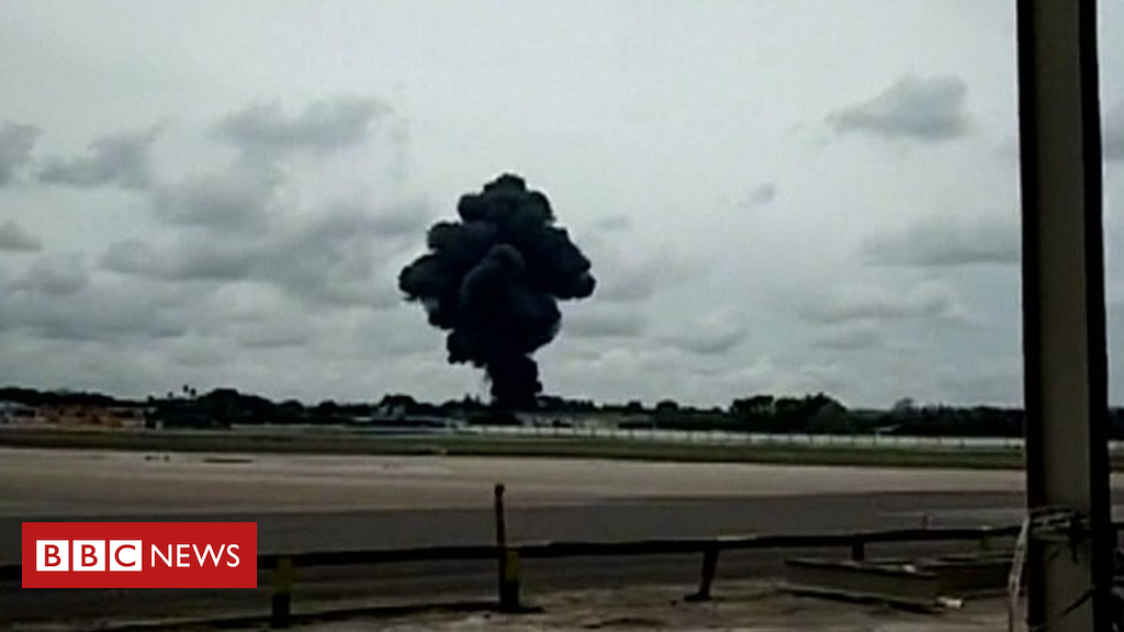 Cloud of smoke after plane goes down