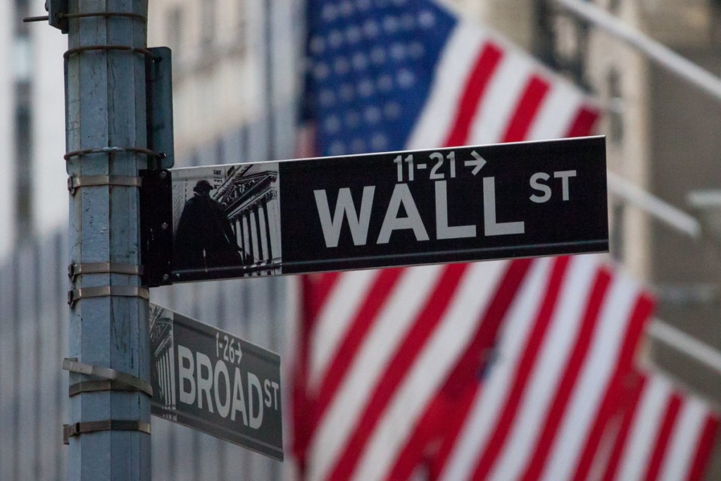 Sweeping Overhaul of Bank Rules Clears U.S. House