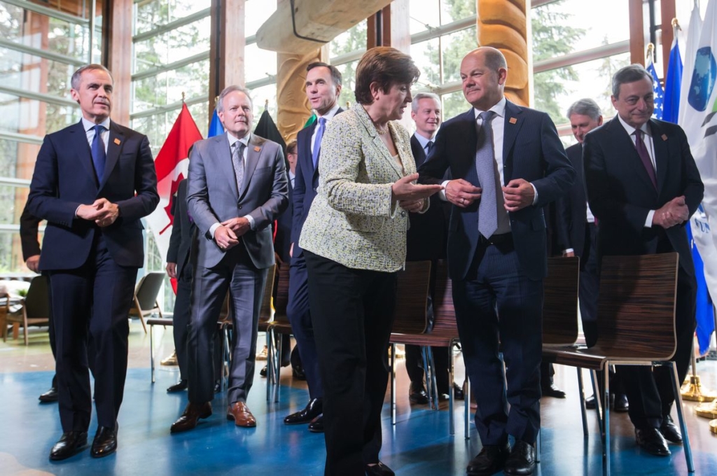 G-7 Finance Chiefs Condemn Trump Tariffs as Allies Rebel