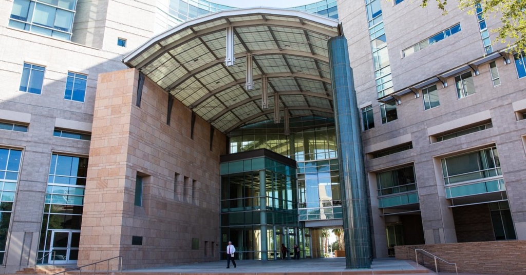 Along the Border, a New Kind of Criminal Floods Federal Courts: Immigrants