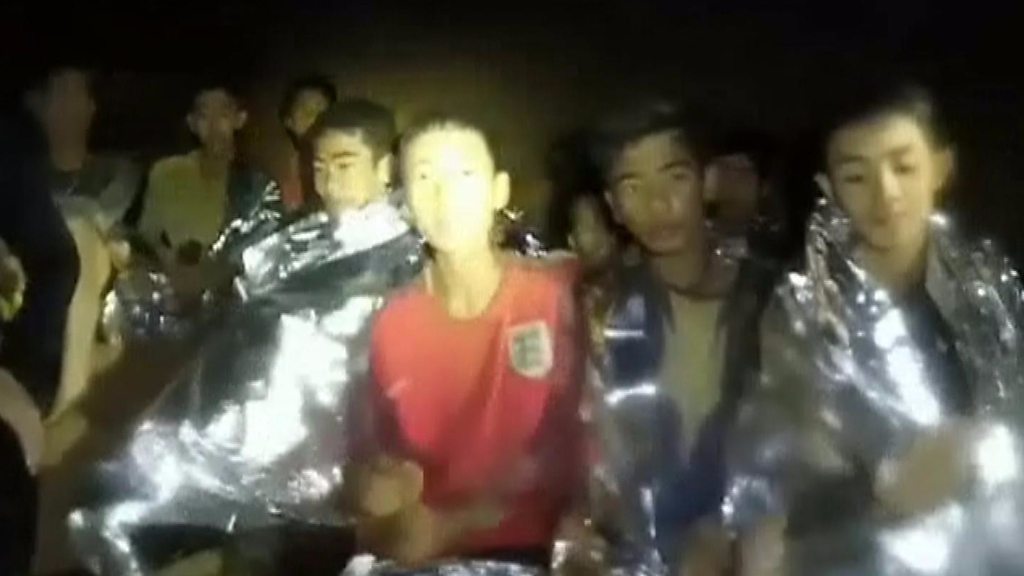 p06csyhn.jpg Video shows Thai cave boys in good health