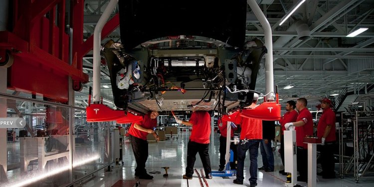 5b7b095ae361c01c008b5121-750-375.jpg Internal documents reveal the grueling way Tesla hit its 5,000 Model 3 target