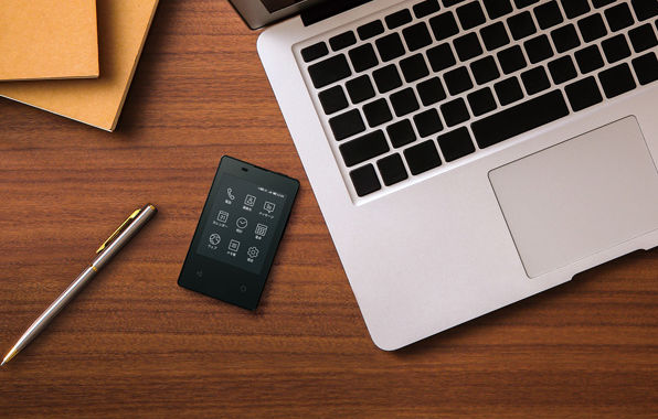 KY-O1L-1b-596x380.jpg This business card-sized Japanese phone bucks the giant-phone trend