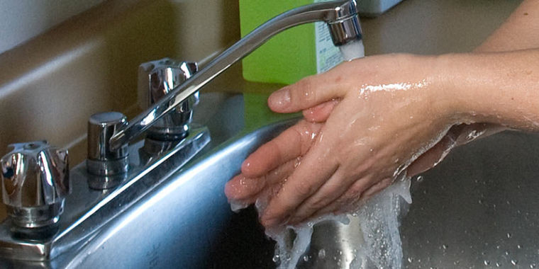 32384040202_2031ff3a74_b-760x380.jpg A look at the virus behind seven deaths at a New Jersey facility