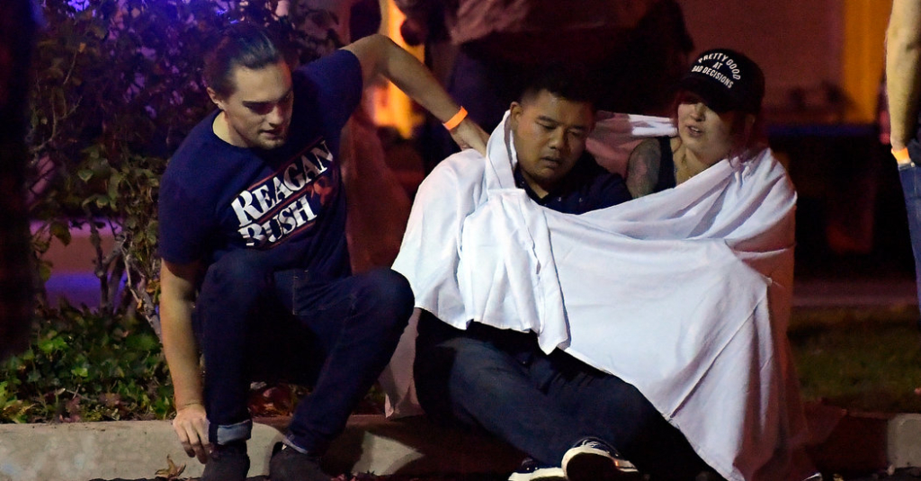 Gunman Kills at Least 12 at Thousand Oaks Bar