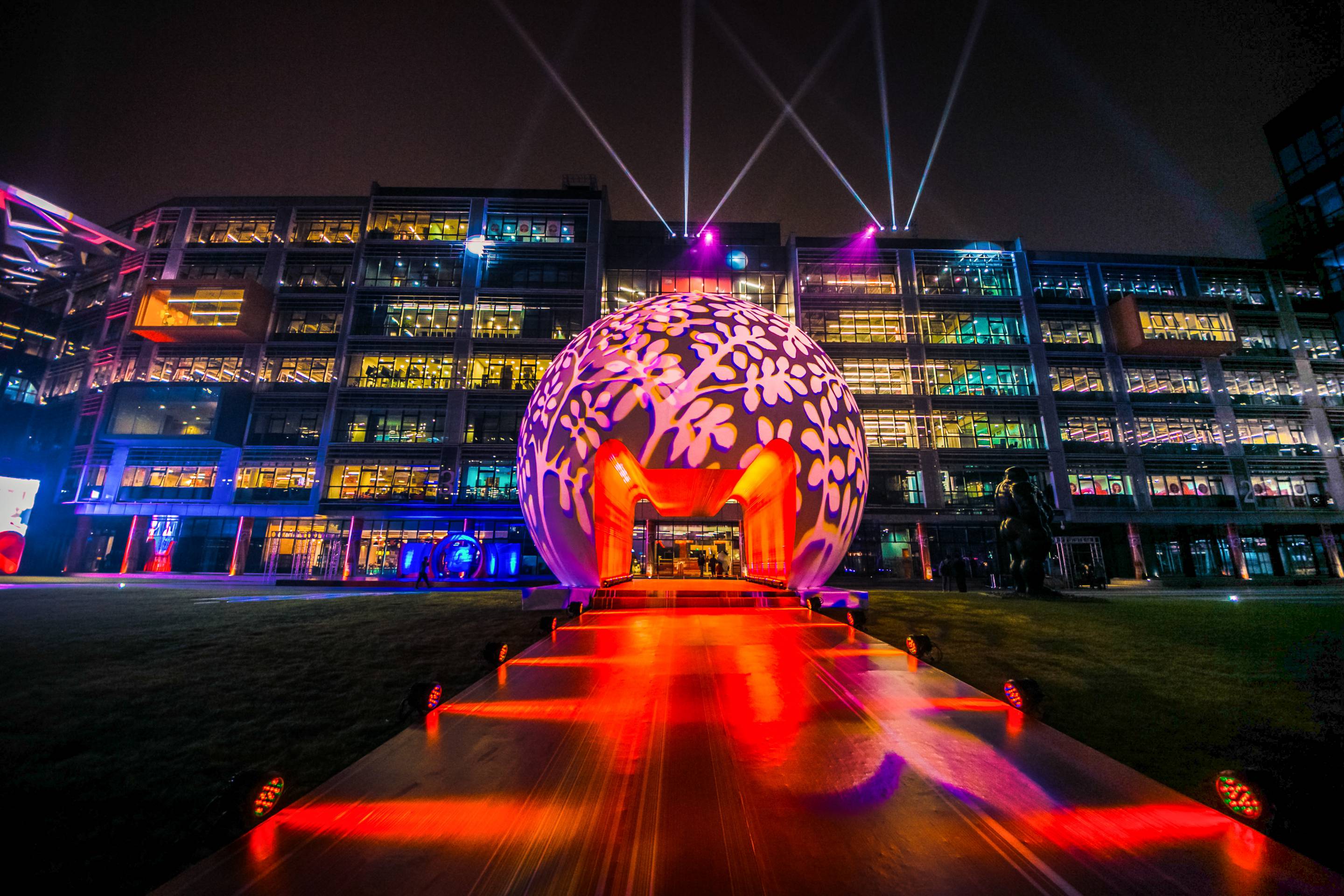 alibaba-e1541867835625.jpg Alibaba Logs $1.44 Billion of Singles’ Day Sales in Minutes