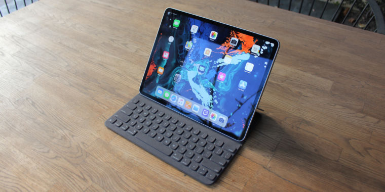iPad-Pro-2018-smart-cover-lap-760x380.jpg Apple releases iOS 12.1.1, macOS Mojave 10.14.2, and tvOS 12.1.1