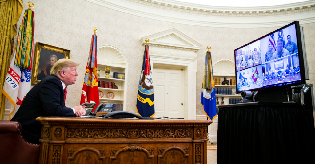 On Christmas, Trump Again Lobbies for Border Wall