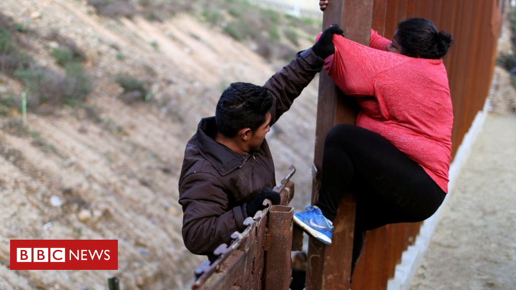 104974417_mediaitem104974416.jpg Trump threatens to shut Mexican border