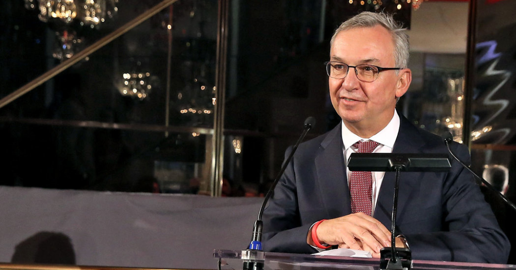 Top Cancer Researcher Fails to Disclose Corporate Financial Ties in Major Research Journals