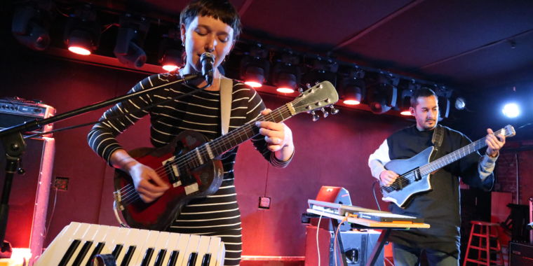 buke-gase-live-02-760x380.jpg How Buke and Gase built a huge indie rock career—and its own guitars, software