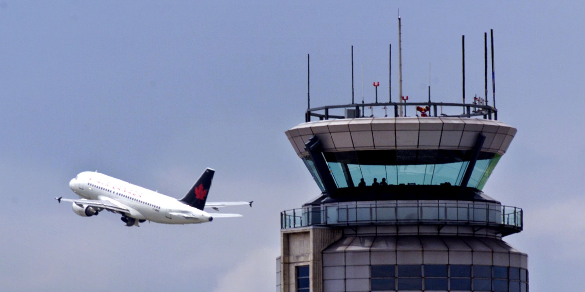 Flights halted at major airports in New York and Philadelphia as the longest government shutdown in history leads to staffing shortages Flights halted at major airports in New York and Philadelphia as the longest government shutdown in history leads to staffing shortages