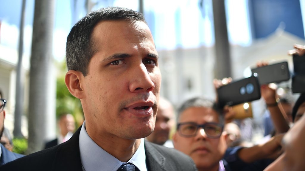 Venezuela seeks curbs on opposition leader