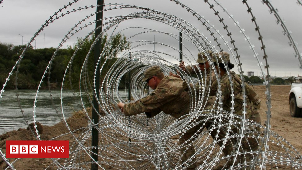 105466528_gettyimages-1063401678.jpg US boosts troop numbers at Mexico border