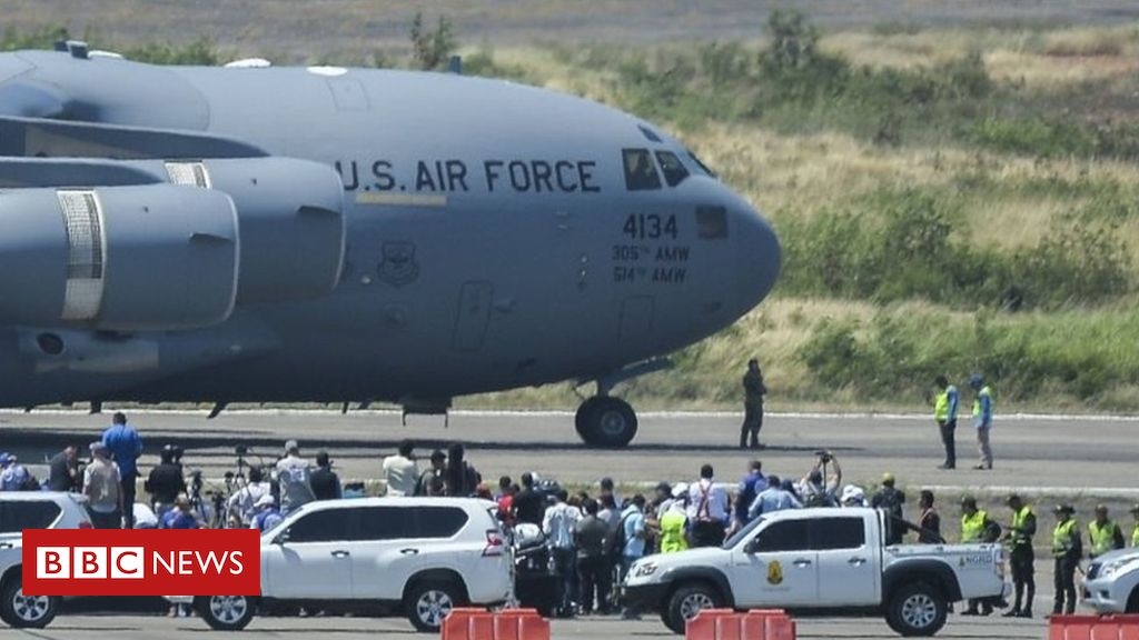 US planes arrive with Venezuelan aid