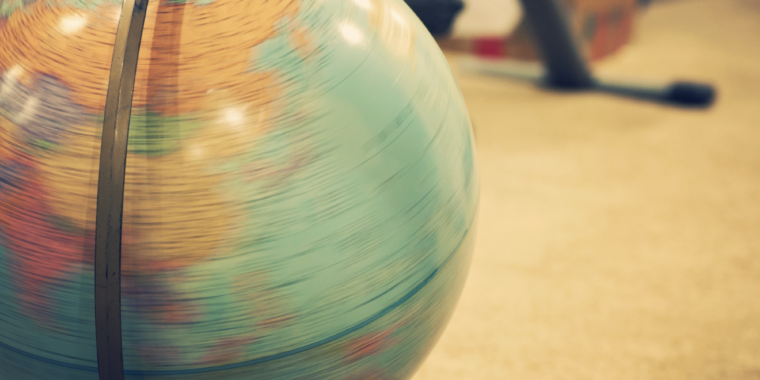 Behind the Curve a fascinating study of reality-challenged beliefs Behind the Curve a fascinating study of reality-challenged beliefs