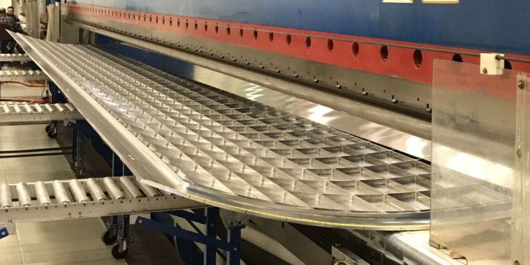 bump-form-760x380.jpg The first space-worthy Vulcan rocket is taking shape