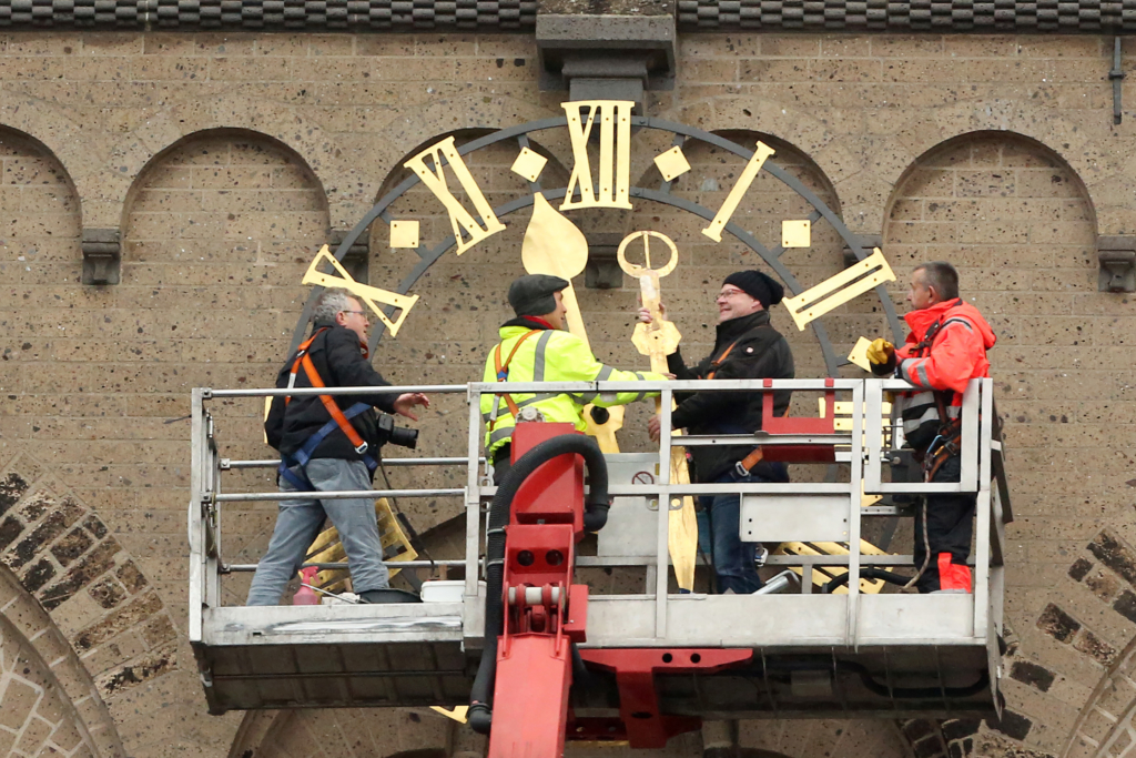 Germans Invented Daylight Saving Time—Now They’re Going to Kill It