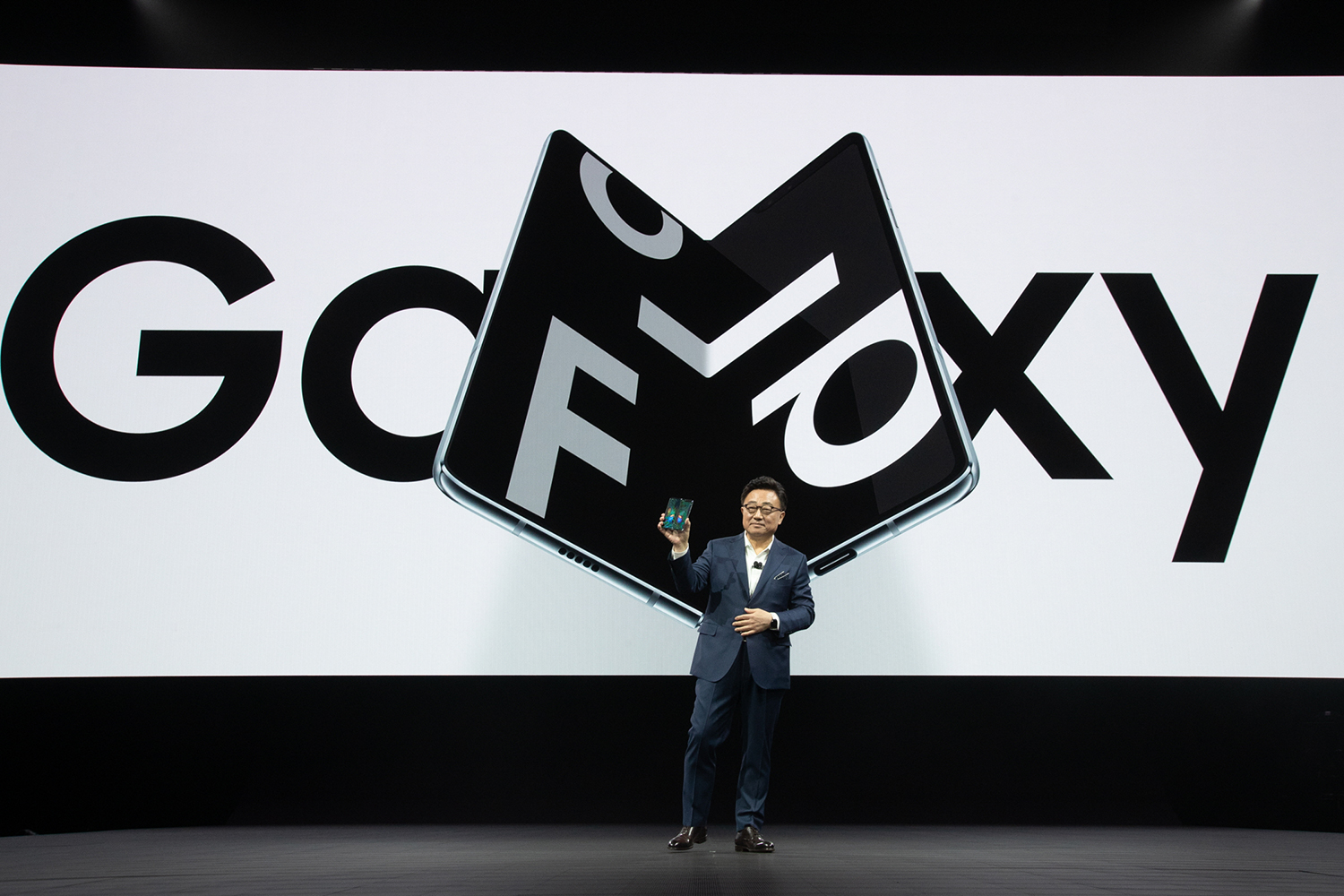 06_unpacked1_galaxy_fold_event_photos.jpg Samsung Galaxy Fold Preorders: Get Ready to Sign Up to Line Up