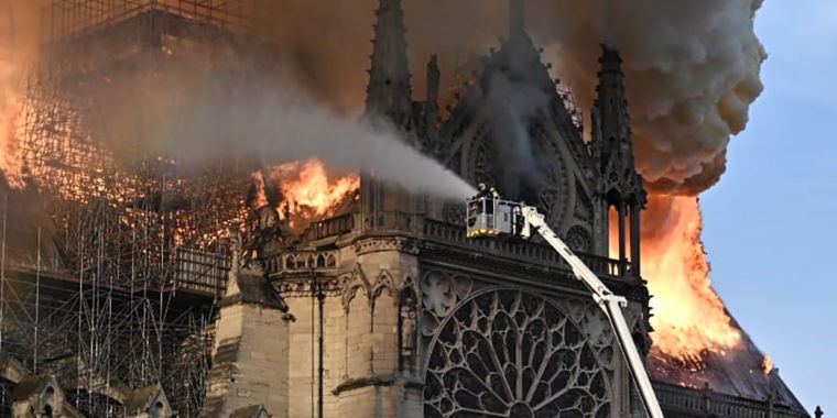 notre-dame-1-760x380.jpg Notre Dame Cathedral will never be the same, but it can be rebuilt