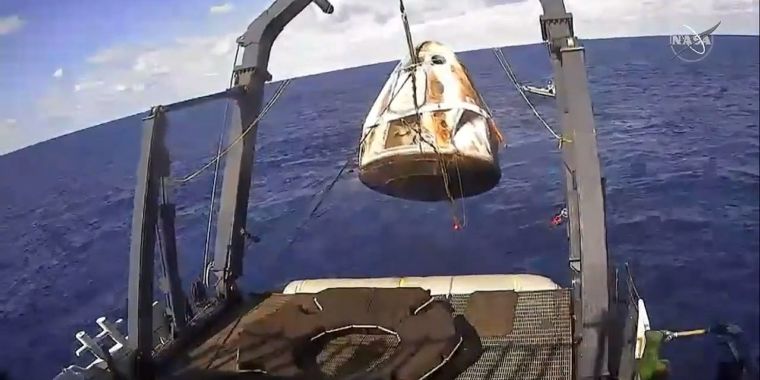 dragon-760x380.jpg SpaceX’s Crew Dragon spacecraft had an anomaly during tests Saturday