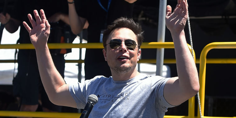 GettyImages-1004136768-760x380.jpg Tesla fundraising push blows past $2 billion target