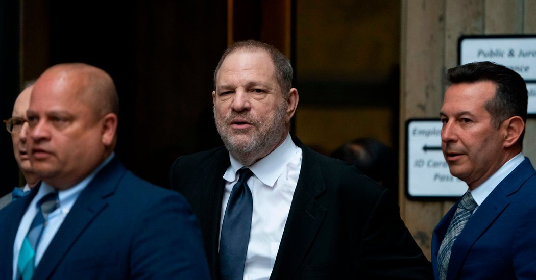 23weinstein-facebookJumbo.jpg Harvey Weinstein Is Said to Reach $44 Million Deal to Settle Lawsuits