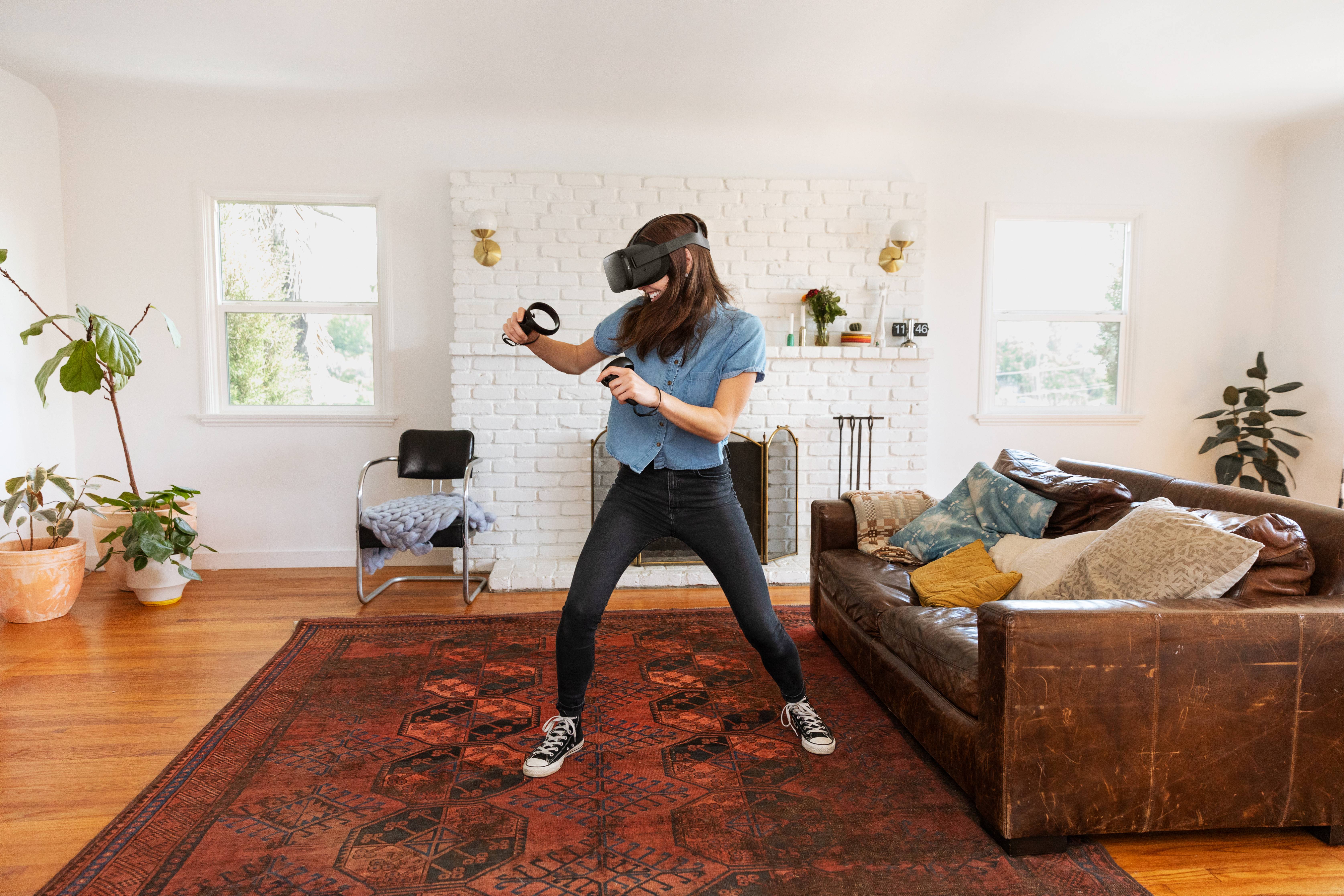 oculus-quest-rift-s-e1558618343967.jpg Oculus Quest Delivers Quality Wireless VR Gaming, But At a High Price