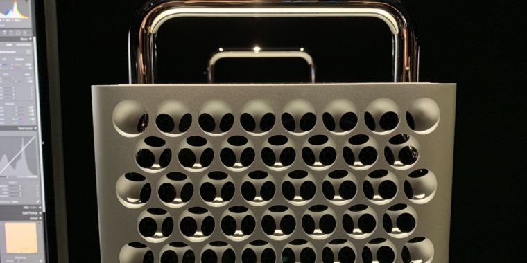 Mac-Pro-front-dark-760x380.jpg Our first-look photos of Apple’s new Mac Pro and the Pro Display XDR