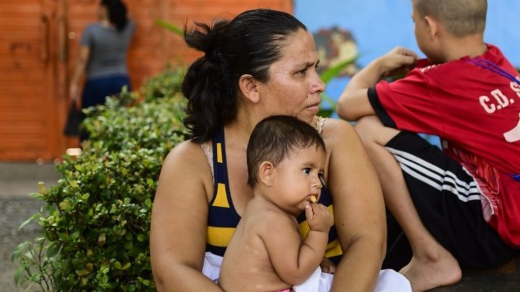 Trump hails deal with Mexico to avoid tariffs Trump hails deal with Mexico to avoid tariffs