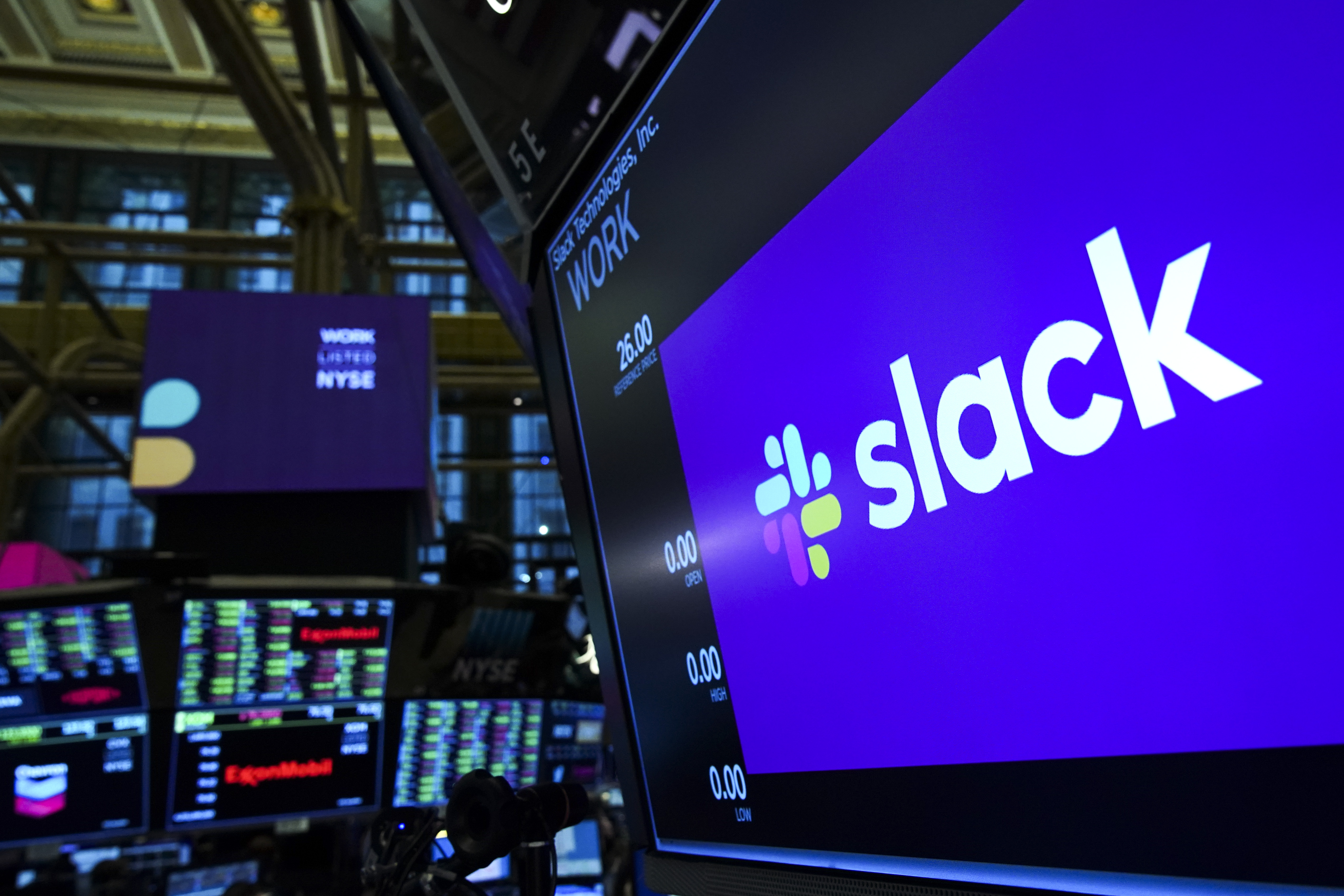 why-microsofts-ban-of-rival-slack-may-be-a-mistake-data-sheet.jpg Why Microsoft’s Ban of Rival Slack May Be a Mistake—Data Sheet