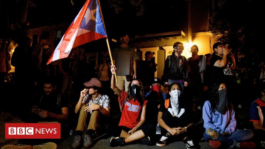 Puerto Rico gets new governor after text scandal