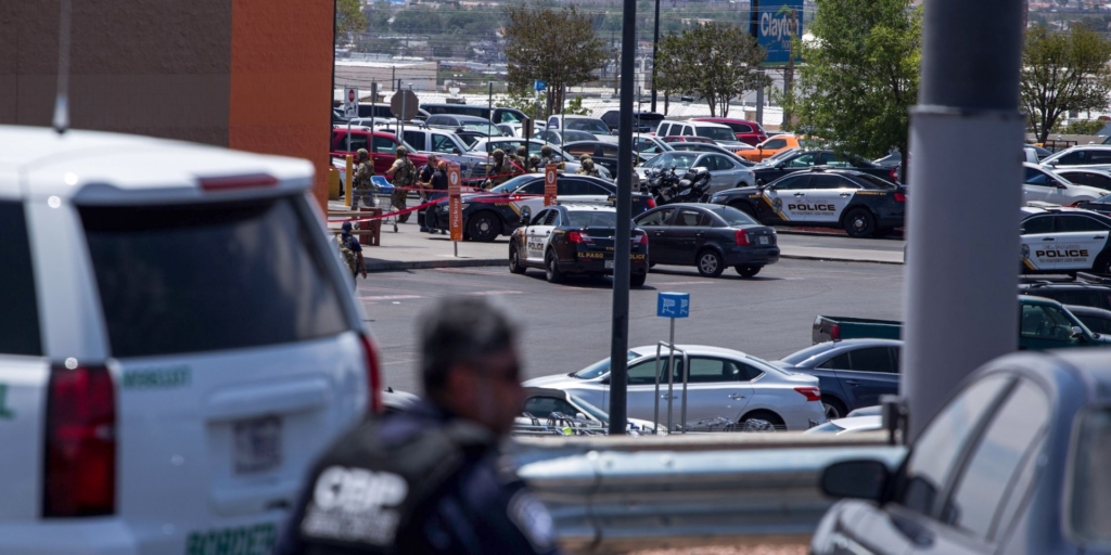 Several people killed, 1 suspect in custody after attack on El Paso mall