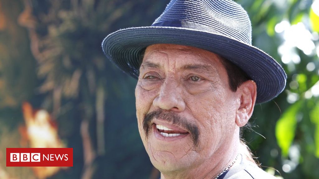 Hollywood actor helps rescue baby from car crash Hollywood actor helps rescue baby from car crash